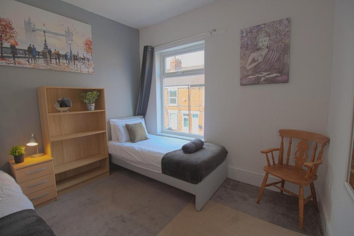 Egton St - Stylish House With Parking, Near Town! Villa Kingston upon Hull Exterior photo